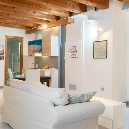 Apartment Casa Delle Oche By Studio Bologna